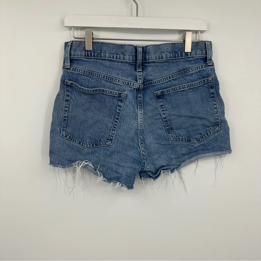 Gap High Rise Cheeky Shorts Size 6 Boho Distressed Raw Hem Button Fly - Picture 6 of 7